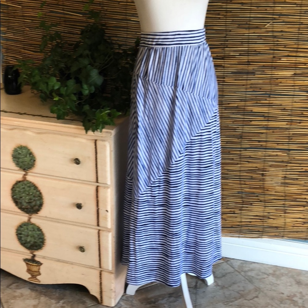 Maxi skirt